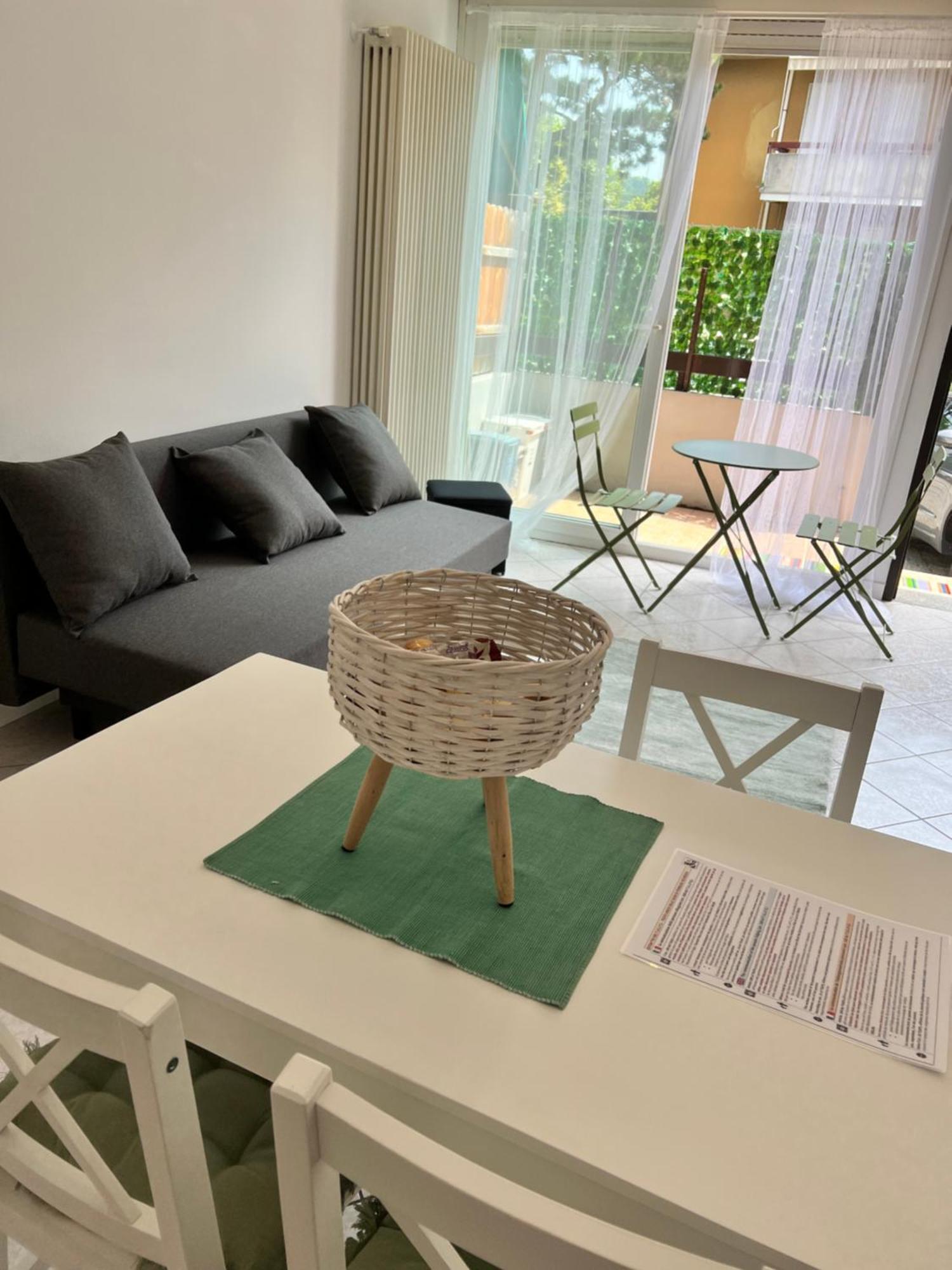 Jacam Home Free Parking Como Albese Con Cassano Exterior photo